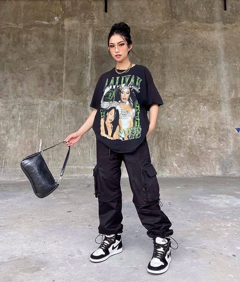 Estilo Tomboy, Street Wear Outfits, Streetwear Inspo, Trendy Street Style, Tomboy Style Outfits, Streetwear Fashion Women, Swaggy Outfits, Streetwear Outfits, Fashion Streetwear