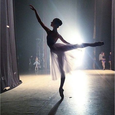 Ballet Beautiful | ZsaZsa Bellagio - Like No Other Dance Aesthetic, Stage Presence, Dancer Photography, Ballet Pictures, Dance Dreams, Ballet Beauty, Dance Photography Poses, Ballet Poses, Ballet Inspiration