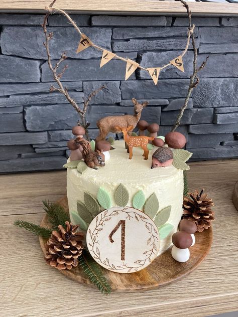 Woodland Forest Cake, Woodland First Birthday Cake, Woodland 1st Birthday Party, Woodland Theme Cake, Woodland Birthday Cake, Woodland First Birthday, Second Birthday Cakes, 1st Bday Cake, Baby Boy Birthday Cake