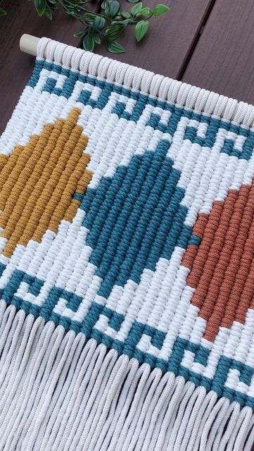 Pixel Art Macrame Tutorial, Macrame Wall Hanging Diy Pattern, Pixel Macrame, Basket Weaving Patterns, Decorative Knots, Macrame Knots Tutorial, My Colors, Macrame Wall Hanging Diy, Mini Macrame