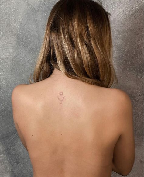 Back Tattoo Women Spine, Pearl Tattoo, Tiny Tattoos For Women, Tulip Tattoo, Aquarius Tattoo, Boho Tattoos, Petite Tattoos, Spine Tattoos For Women, Stylist Tattoos