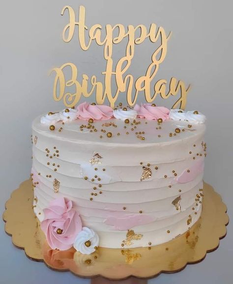 Birthday Cakes For 15th Birthday Girl, Cake Ideas 13th Birthday Girl, Simple Cake Design For Girl, Pink Cake Sweet 16, Cake Designs For 11 Year Girl, Cake For Girls Birthday 13, Girls 15th Birthday Cake, Cake 12th Birthday Girl, 13th Birthday Cake Aesthetic