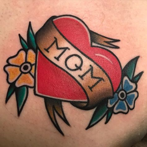 Traditional Date Tattoo, Classic Mom Tattoo, Traditional Heart Tattoo Flash, Traditional Tattoo Names, Traditional Tattoo Mom, Tattoos Mom, Traditional Heart Tattoos, Heart Tattoos With Names, True Love Tattoo