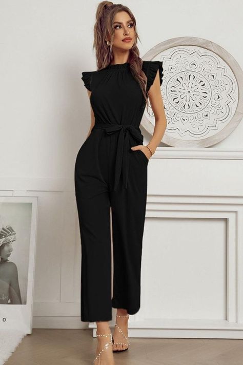 Looking for casual Outfit Formal Mujer, Black Jumpsuit Outfit, Funeral Attire, Funeral Outfit, Holiday Party Fashion, Formal Jumpsuit, Look Formal, Solid Jumpsuit, Womens Trendy Tops