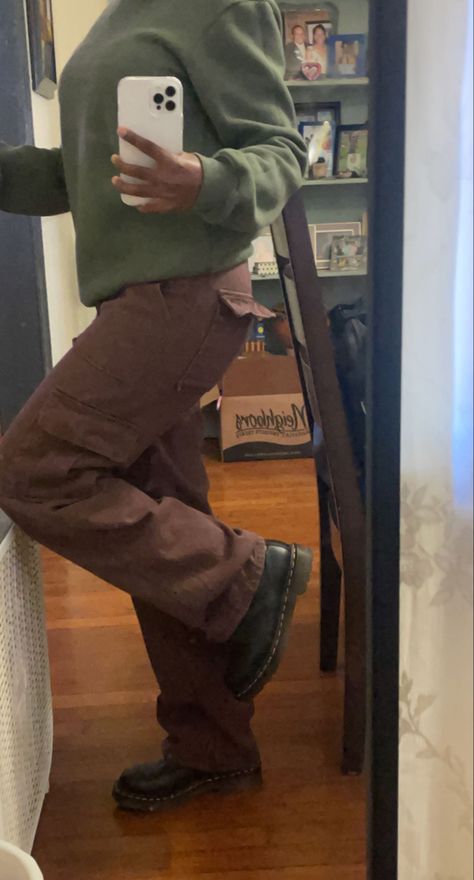 #aesthetic #streetwear #earthtones #green #brown #fitinspo Brown Shirt Green Pants, Green Brown And Black Outfit, Green And Brown Aesthetic Outfit, Green And Tan Outfit, Brown Outfit Streetwear, Dark Brown Pants Outfit, Green And Brown Outfits, Green Brown Outfit, Brown And Green Outfits