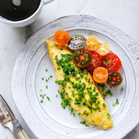 Ronny Joseph Lvovski on Instagram: "The best part of a French omelette is that it gets better every time you make it...and the fact that you don't have to wait in line at a restaurant for overpriced eggs... YouTube video in bio link #cheapthrills" French Omelette Plating, Omelette Plating Ideas, Omelette Plating, Gourmet Omelette, French Omelette, Restaurant Breakfast, Food Board, Breakfast Items, Food Choices