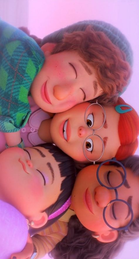 Tumblr, 4town Wallpaper, Red Personajes, 4 Town Wallpaper, Turning Red Pixar Wallpaper, Disney Characters Icons, Turning Red Ming Lee, Turning Red Priya, Turning Red Miriam