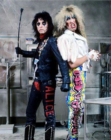 Alice Cooper & Dee Snider Welcome To My Nightmare, Dee Snider, 80s Hair Metal, Japanese Name, Hair Metal Bands, 80s Hair Bands, Heavy Metal Rock, Twisted Sister, Musica Rock