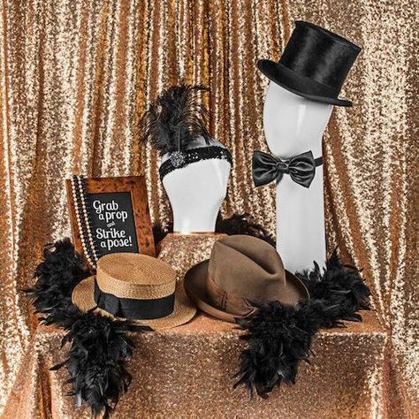 Roaring 20s 21st Birthday Party, Gatsby Hen Party, Roaring 20s Table Decorations, 1920s Photo Backdrop, Photo Booth Ideas Events Party Backdrops, Harlem Nights Theme Party, Great Gatsby Party Decorations, Great Gatsby Prom, Gatsby Glamour