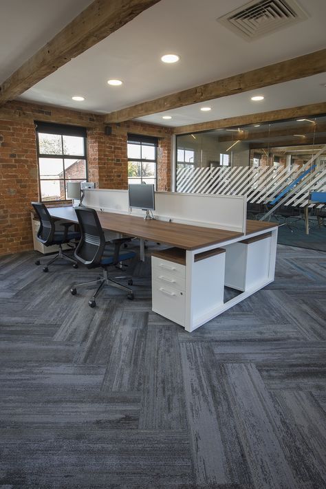 Workspace at Advanced Commercial Interiors’ offices in Nottingham Office Flooring Ideas Carpet, Flooring For Office Spaces, Commercial Office Desk, Office Floor Design Ideas, Commercial Office Flooring, Commercial Office Interiors, Office Flooring Ideas Commercial, Office Flooring Design, Brick Office Space