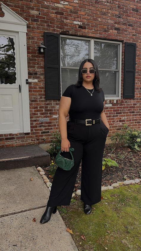 Edgy Glam Outfits Plus Size, Black Outfits Plus Size Casual, Winter Dinner Outfit Plus Size, Business Casual Curvy Work Outfits, Plus Size Structured Outfits, Black Outfits Classy Plus Size, Plus Size Daily Outfit, Plus Size Black Outfits Classy, 90s Fall Outfits Plus Size