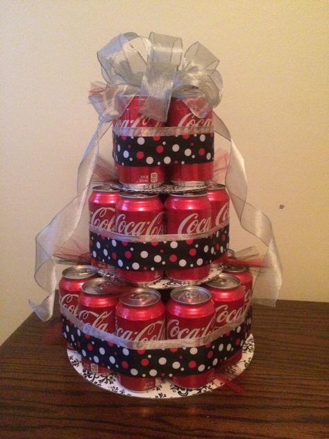 Coca-Cola Cake Cakes Made With Soda, Soda Can Cakes, Coke Gifts, Coca Cola Gifts, Coke Cake, Mary Birthday, Soda Cake, Birthday Bunny, Coca Cola Cake