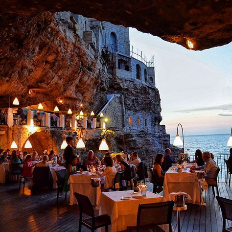 From a deep-sea escape to a cavern carved into the side of a cliff, these are some of the most dazzling places to eat in the world. Positano, Future Travel, Beautiful Places To Travel, Pretty Places, Travel Inspo, Dream Destinations, Travel Aesthetic, Vacation Destinations, Puglia