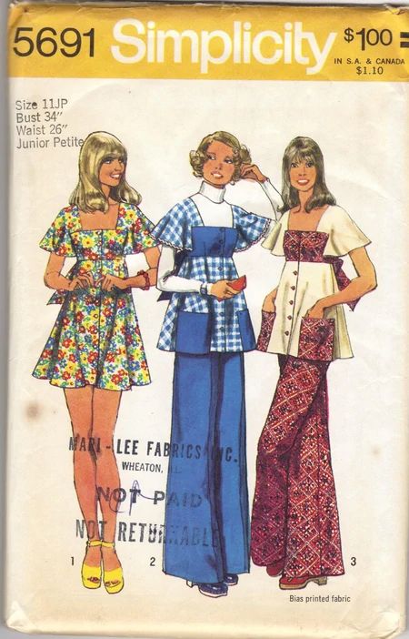 70s Sewing Patterns, 70s Inspired Fashion, Pants Sewing Pattern, Vintage Dress Patterns, Smock Top, Sewing Pattern Sizes, Simplicity Sewing Patterns, Simplicity Patterns, Fashion Plates