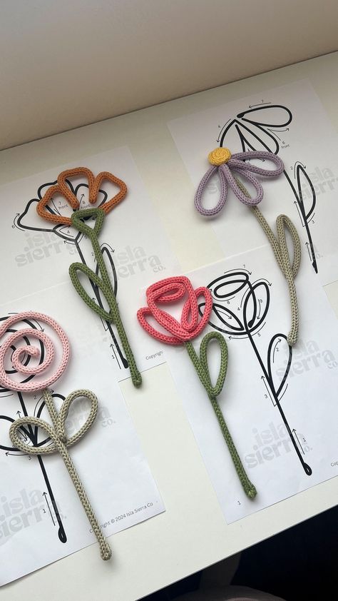 Lesley Ramirez | Knitted Wire Names | 3 TIPS ⬇️ ..when making knitted wire flowers 💐 1. Sand the tip of the wire to easily insert the icord. 2. Lightly stretch the icord… | Instagram Knitted Wire Names, Knitted Wire Art, Heart Tutorial, Wire Bending, Diy Projects To Make And Sell, Cords Crafts, Wire Name, Wire Knitting, Spool Knitting