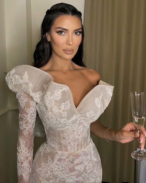 Couture, High Couture Dresses, White Civil Wedding Dress, Elegant Engagement Dress, White Dress Engagement, White Engagement Dress, White Engagement Dresses, Classy Wedding Guest Dresses, Classy Short Dresses