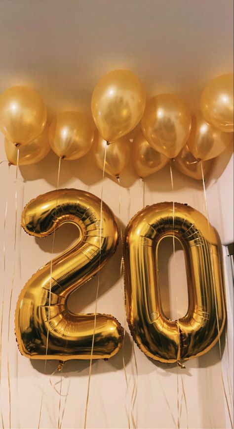 20th Birthday Balloons, 20th Anniversary Decorations, Happy 20th Anniversary, Birthday Balloons Pictures, Cake For Boyfriend, 20 Birthday Cake, 50 Anniversary, Happy 20th Birthday, Birthday Room Decorations