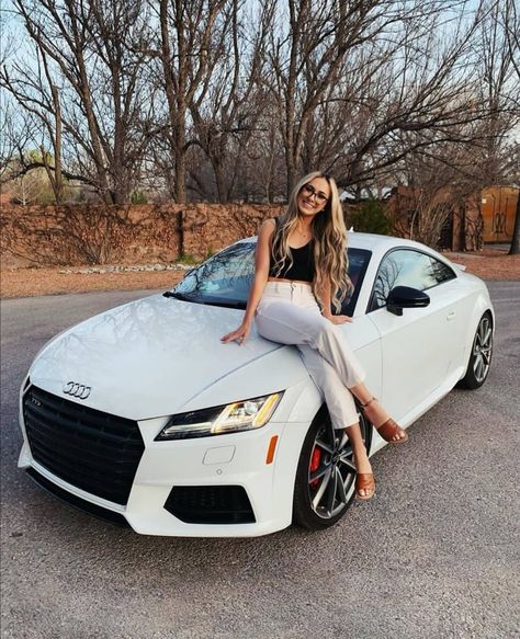 Pose With New Car, New Car Poses Photo Ideas, New Car Poses, New Car Pictures Poses, New Car Pictures Ideas Instagram, New Car Photoshoot, Audi Photoshoot, First Car Pictures, New Car Photoshoot Ideas