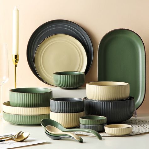 The Resonance Dinnerware Set is made with fine porcelain that will add beauty to any kitchen. This stylish collection is entirely on-trend and features sleek design elements that draw subtle attention. Featuring a design to be envied for, it will surely be a crowd favorite! Dinnerware Set Includes: 4 Large Dinner Plates (10 inches) 4 Regular Dinner Plates (8 inches) 4 Bowls (4.5 inches) Snack Dishes, Eccentric Home, Ceramic Dinner Set, Healthy Colors, Dishware Sets, Steak Plates, Plates And Bowls Set, Ceramic Dinnerware Set, Snacks Dishes