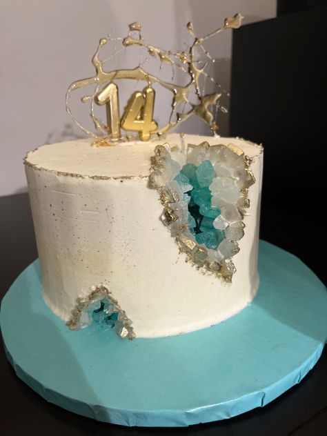 Sweet 16 Birthday Cake Aesthetic, Birthday Cakes 14th Birthday, 11 Bday Cake, Birthday Cakes For 14th Birthday Girl, 11 Birthday Cake Ideas, Cute 13 Birthday Cakes, Asthetic Cakes For Girl, Birthday Cake Ideas 14th, Birthday Cakes 13th Birthday