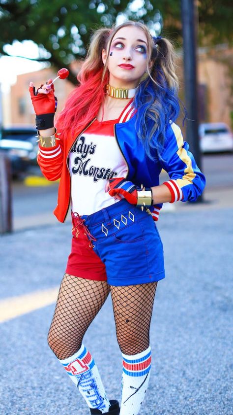 Teen Costume Ideas - Harley Quinn Costume - Easy Costumes for Halloween - Cheap DIY Costumes for Teens - Scary, Spooky, Ideas for Couples, Groups and Friends - Quick Last Minute Hallloween Costumes, Best Celebrity Ideas - Dolls, Zombies, Ghosts, Makeup Tutorials Teenagers Dress Up Idea- http://diyprojectsforteens.com/diy-teen-costume-deas Harley Quinn Kostüm, Harley Quinn Disfraz, Costumes Faciles, Costumes For Teenage Girl, Halloween College, Best Diy Halloween Costumes, Harley Quinn Halloween Costume, Meme Costume, Kostuum Halloween