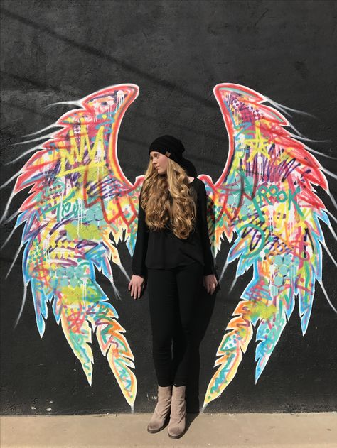 Angel wings, San Angelo TX. Graffiti photography. Angel Wings Graffiti, Wing Mural, Wings Ideas, Angel Wings Art, Selfie Wall, Graffiti Photography, Angel Wings Wall, San Angelo, Wings Art