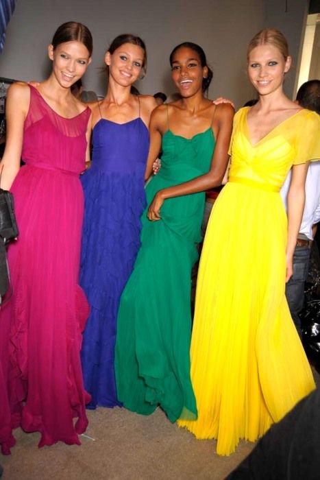 Jewels of the Night Haute Couture, Ao Dai, Summer Bridesmaids, Colorful Maxi Dress, Rainbow Wedding, Festa Party, Trendy Wedding Dresses, Flowy Maxi Dress, Dress Bridesmaid