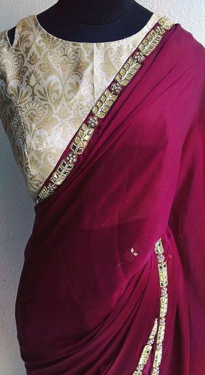 Pinterest: @pawank90 Maroon Saree Blouse Combination, Maroon Saree Blouse, Wedding Lunch, Dress Designing, Simple Sarees, Desi Clothes, Indian Couture, Elegant Saree, Beige Style