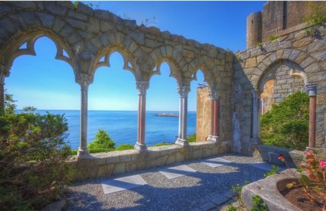 13 Fascinating Places In Massachusetts That Are Straight Out Of A Fairytale Hammond Castle, Massachusetts Travel, New England Road Trip, New England Travel, Gloucester, England Travel, Magical Places, Beautiful Places To Visit, Oh The Places Youll Go