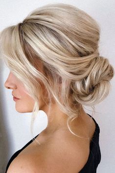 Mother Of The Bride Hairdos, Mother Of The Bride Hairstyles, Mother Of The Groom Hairstyles, Hairstyles Simple, Bride Updo, Mother Of The Bride Hair, Simple Wedding Hairstyles, Long Hair Wedding Styles, Mom Hairstyles