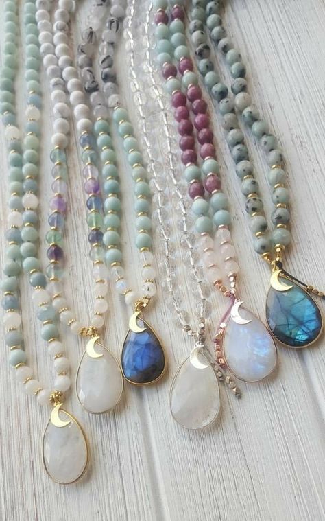 Moon Goddess, Mala Jewelry, Mala Bead Necklace, Beaded Jewelry Necklaces, Long Beaded Necklace, Trendy Necklaces, Mala Necklace, Schmuck Design, Bijoux Diy