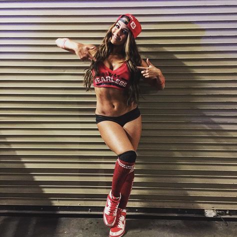 @thenikkibella is #FEARLESS as she prepares for action on #SDLive, NEXT! Wwe Nikki Bella, Brie Bella Wwe, Wwe Total Divas, Wwe Women's Division, Nikki And Brie Bella, Brie Bella, Bella Twins, Nikki Bella, Wwe Womens