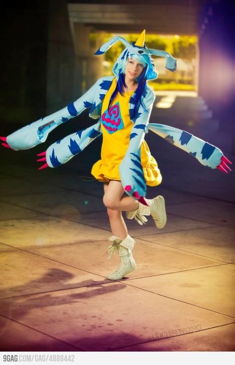 Gabumon Digimon Cosplay, Awesome Costumes, Top Cosplay, Japanese Uniform, Digimon Adventure 02, Digimon Digital Monsters, Pokemon Cosplay, Cosplay Tutorial, Cosplay Diy