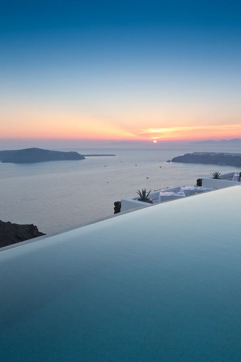 The Most Beautiful Hotel Pools in the World | Architectural Digest Swimming With Dolphins, Hotel Swimming Pool, Hotel Pool, Beautiful Hotels, Infinity Pool, Beautiful Places To Travel, Pretty Places, Dream Destinations, Travel Aesthetic