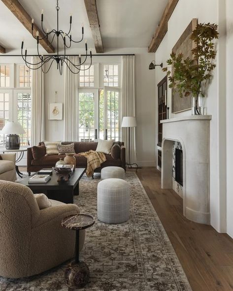 Oak Living Room, Stylish Chandelier, Candle Table Decorations, Bedroom Sideboard, Living Room Reveal, Timeless Interior, Heritage House, Study Furniture, Stunning Kitchens