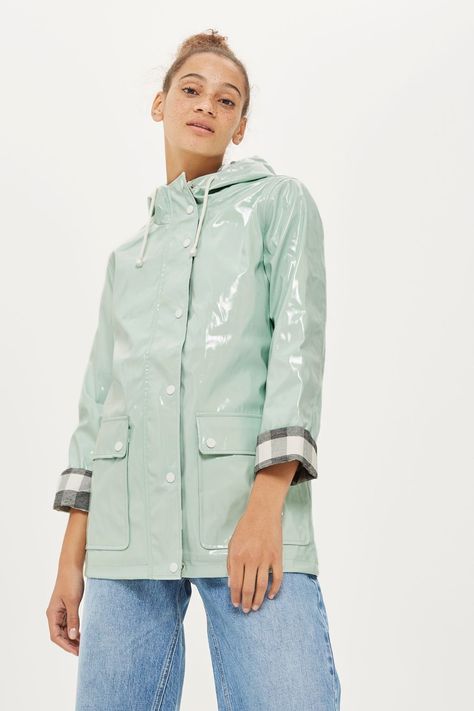 TopShop Vinyl Rain Mac Spring Coat Outfit, Rain Mac, Raincoat Outfit, Mens Raincoat, Coat Street Style, Topshop Jeans, Raincoats For Women, Kids Coats, Topshop Outfit