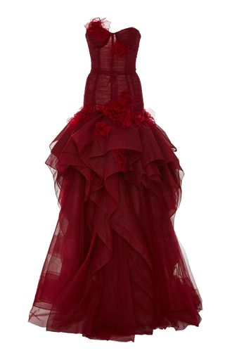 Shop Marchesa at Moda Operandi, and discover a curated collection of the latest Marchesa looks from off the runway and more. Red Strapless Gown, Gown Moda Operandi, Drop Waist Gown, Marchesa Fashion, Red Evening Gowns, Red Ball Gown, Strapless Evening Gowns, Gown Red, Red Evening Dress