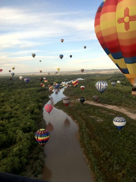 Rio Grande, Mexico, Aesthetic Nurse, Hot Air Balloon Festival, Balloon Festival, Colorful Balloons, The Blue Sky, Colourful Balloons, Pretty Photos