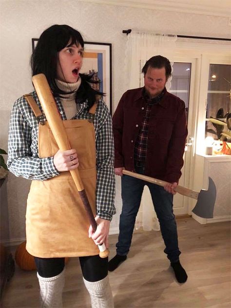 Carrie And Tommy Costume, Stephen King Costume Ideas, Clock Work Orange Costume, A24 Couples Costumes, Modest Couple Costumes, Wendy The Shining Costume, Womens Horror Movie Costumes, Movie Themed Halloween Costumes Couples, Niche Halloween Costume Ideas
