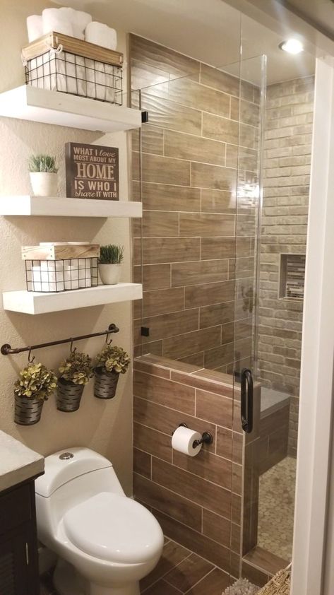 #storagehacks #storage #bathroomorganization Creative Shelves, Drømme Bad, Bilik Air, Beautiful Bathroom Decor, Guest Bathroom Small, Small Bathroom Interior, Washroom Design, Bathroom Redesign, Small Bathroom Makeover