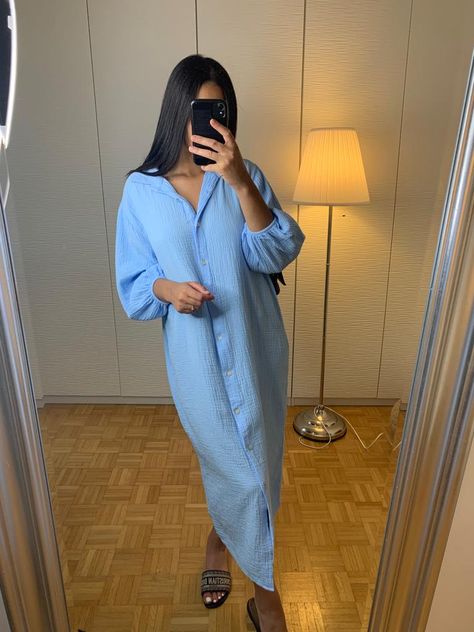 Chemise Outfit, Oversized Summer Outfit, Outfit Chemise, Modest Fashion Christian, Modest Summer Outfit, Modesty Dress, Christian Outfits, Zara Drip, Modest Casual Outfits