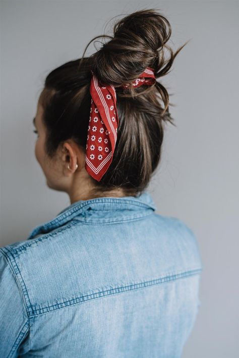 Hair Scarfs, Long Face Hairstyles, Fabulous Hair, Simple Ponytails, Hair Things, Hair 2018, Bandana Hairstyles, Bandana Scarf, Trending Hairstyles