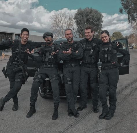 Swat Tv Show, Swat Outfit, David Lim, Lina Esco, Alex Russell, Sherman Moore, Jay Harrington, New Hit Songs, Swat Police