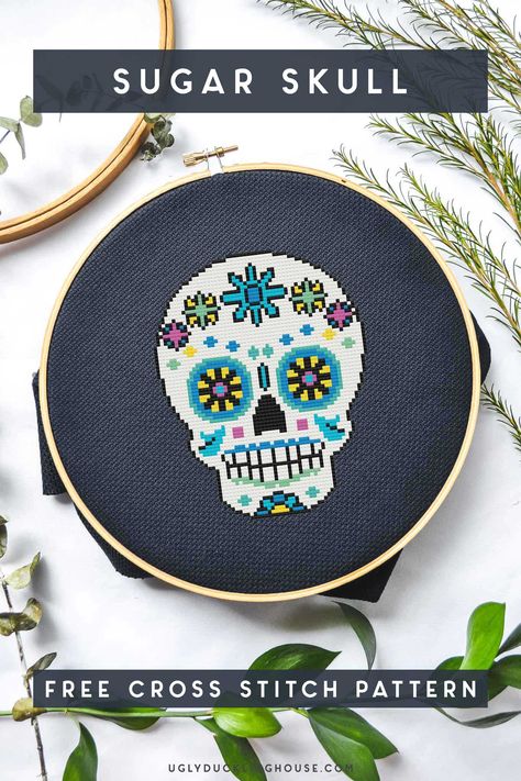 Sugar Skull Cross Stitch, Skull Cross Stitch Pattern, Skull Cross Stitch, Colorful Cross Stitch Patterns, Black Cat Cross Stitch, Colourful Cross Stitch, Sugar Skull Halloween, Halloween Cross Stitch Patterns, Cat Cross Stitch Pattern