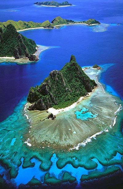 A volcanic archipelagoa wonder. Mamanuca Island, Fiji #travel #islands #places Cheap Flights, Beautiful Places In The World, Beautiful Places To Visit, Places Around The World, Most Beautiful Places, Pandora Jewelry, Vacation Spots, Dream Vacations, Travel Dreams