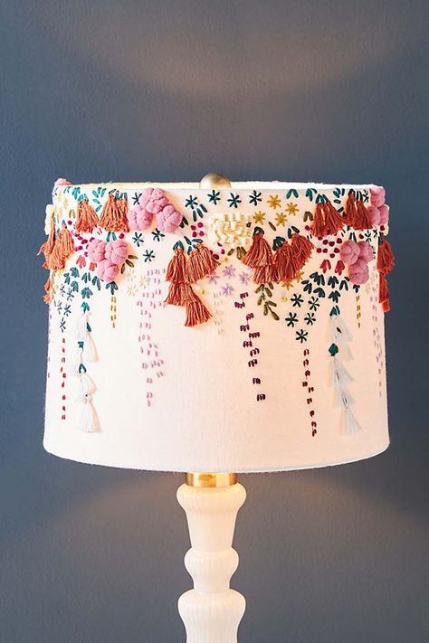 Anthropologie Lamp Shade, Anthropologie Lamp, Abat-jour Diy, Lampshade Makeover, Garden Lamp, Keramik Design, Anthropologie Uk, Pola Sulam, Diy Lamp Shade