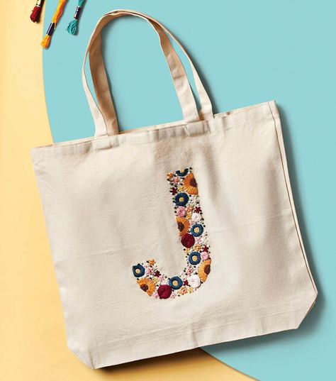 Tela, Embroidered Projects Ideas, Embroidery Canvas Bag, Embroider Tote Bags, Embroidery On Tote Bags, Broderie Tote Bag, Embroidered Tote Bag Ideas, Embroidery Tote Bag Design, Canvas Bag Ideas