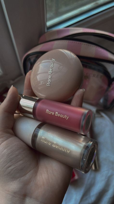 Rare Beauty Concealer, Rare Beauty Bronzer, Coquette Homescreen, Makeup Necessities, Target Makeup, Student Exchange, Selena Gomez Makeup, Under Eye Makeup, Makeup List