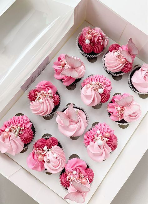 Cupcake With Butterfly, Pink Cupcake Decorating Ideas, Pink Themed Cupcakes, Hot Pink And Silver Cupcakes, Pink 21st Birthday Cupcakes, Pink Cupcake Designs, Pink Barbie Cupcakes, Butterfly Birthday Cupcakes, Baby Pink Cupcakes