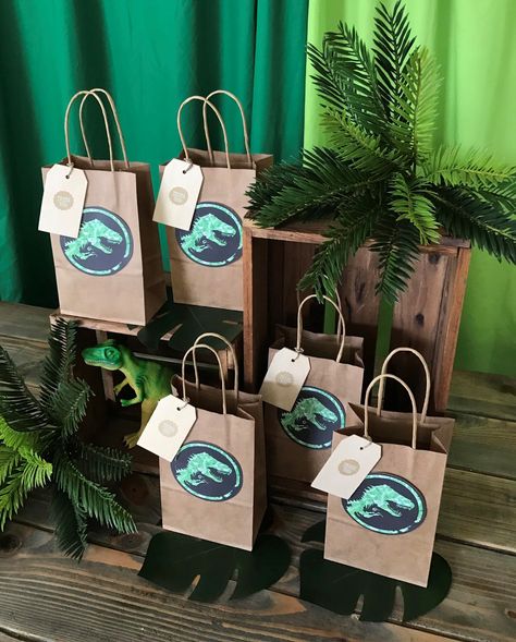 Dino Goody Bags, Dinosaur Party Goodie Bags, Jurassic Park Goodie Bags, Jurassic Park Party Diy, Dinosaur Party Bags Diy, Dinosaur Goodie Bags Ideas, Dino Goodie Bags, Dinosaur Goody Bag Ideas, Dinosaur Goodie Bags